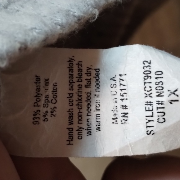 EUC Women's GILLI Long sleeve top - Picture 14 of 15